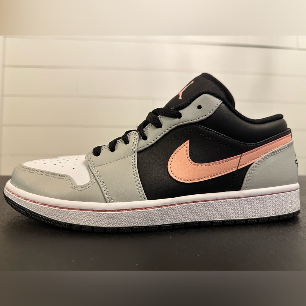Air Jordan 1 Low - Black/Grey Fog/White/ Bleached Coral (9M/10.5W)